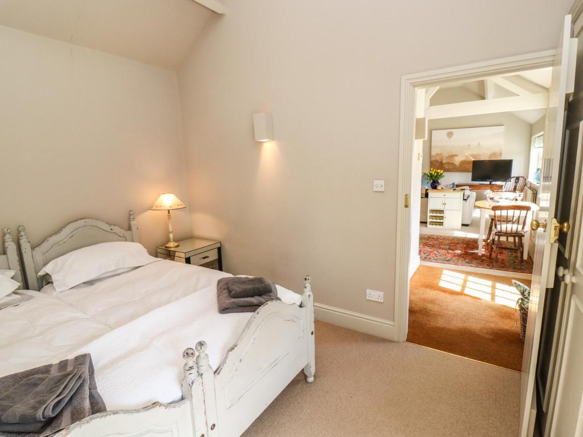 Foxhill Farm Barn Villa Bourton-on-the-Water Bagian luar foto