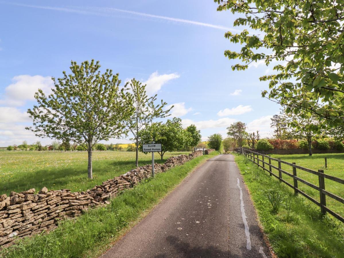 Foxhill Farm Barn Villa Bourton-on-the-Water Bagian luar foto