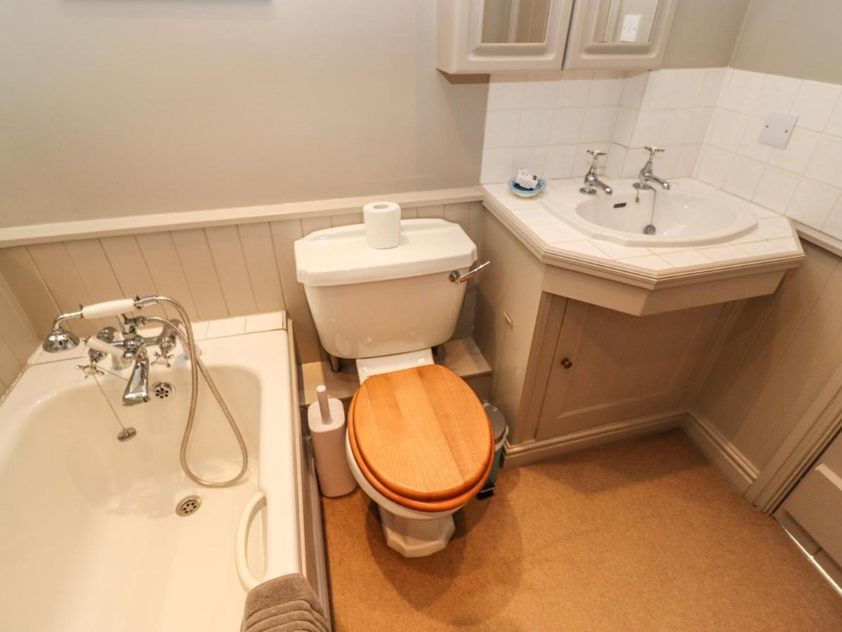 Foxhill Farm Barn Villa Bourton-on-the-Water Bagian luar foto